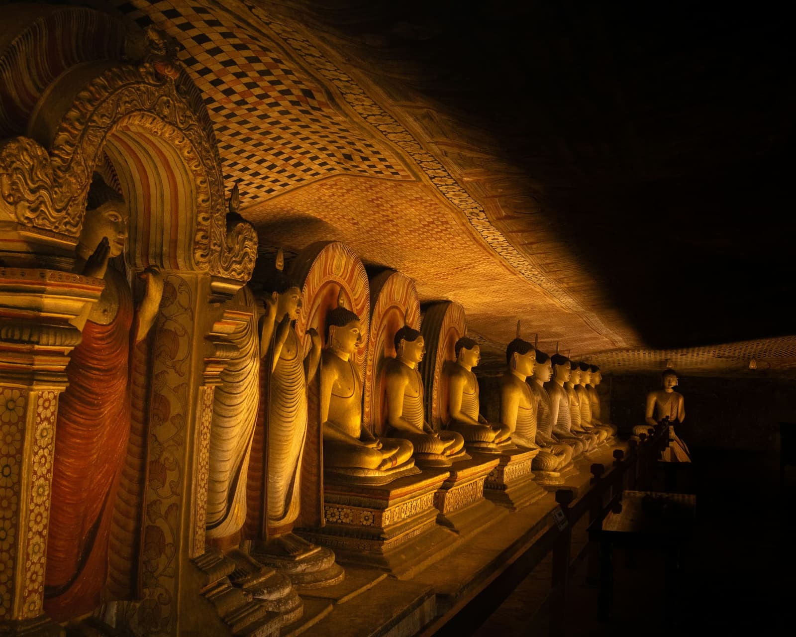 Painted ceiling inside Dambulla cave temple